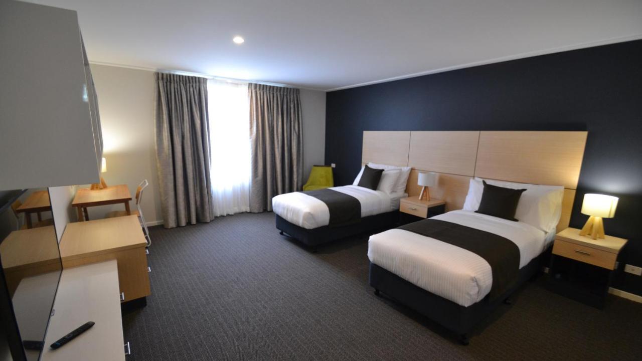 The Astor Suites Goulburn Exterior photo