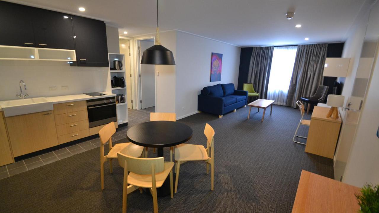 The Astor Suites Goulburn Exterior photo